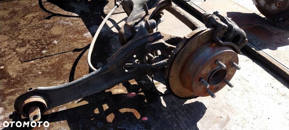 KOMPLETNE ZAWIESZENIE BELKA SANKI TYŁ HYUNDAI I30 I LIFT 07-12r HB 5D - 3