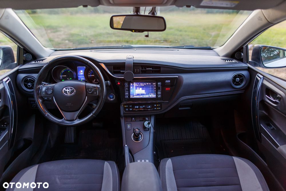 Toyota Auris Hybrid 135 Active - 18