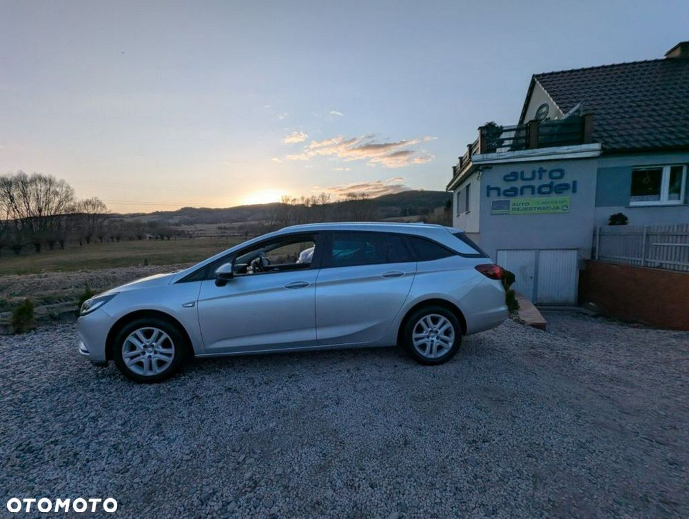 Opel Astra - 11