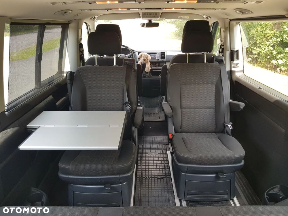 Volkswagen Multivan - 14
