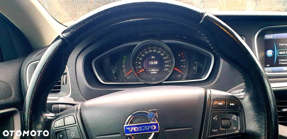 Volvo V40 D2 Momentum - 18