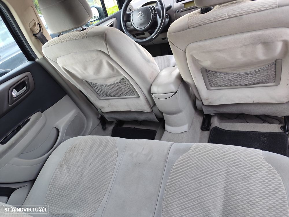 Citroën C4 1.6 HDi 110 VTR Pack - 4