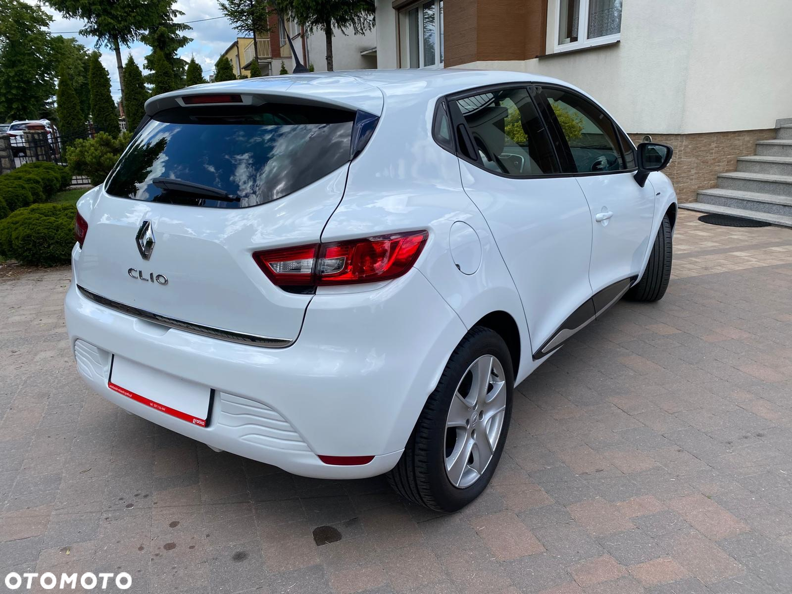 Renault Clio 1.2 16V Life - 8