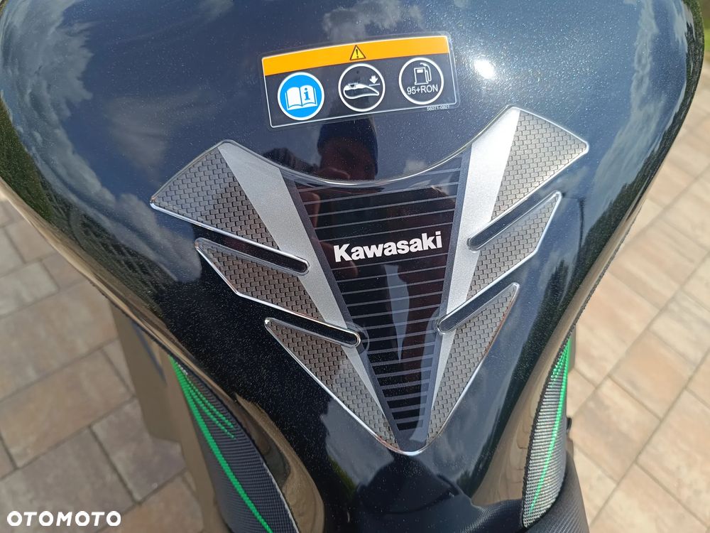 Kawasaki Ninja 1000 SX - 33