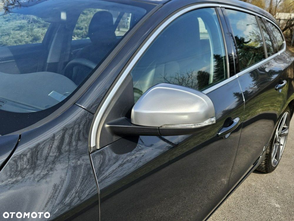 Volvo V60 D4 R-Design Momentum - 23