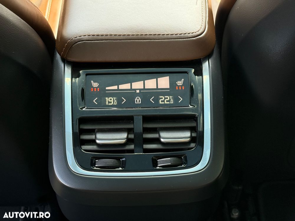 Volvo XC 60 B4 D AWD Geartronic Inscription - 12
