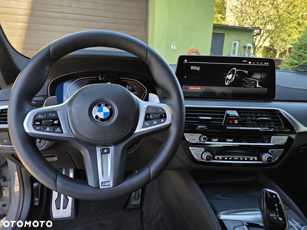 BMW Seria 5 540i xDrive mHEV M Sport sport - 12