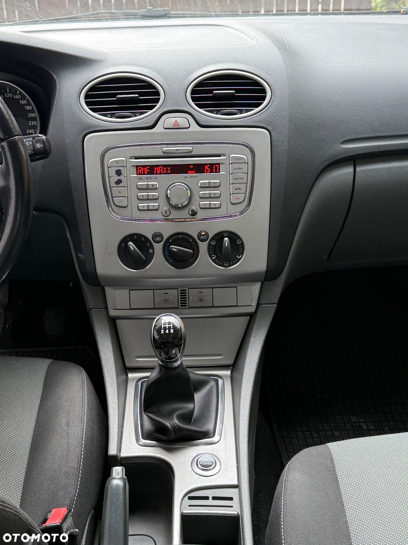 Ford Focus 1.6 Ti-VCT Sport - 9