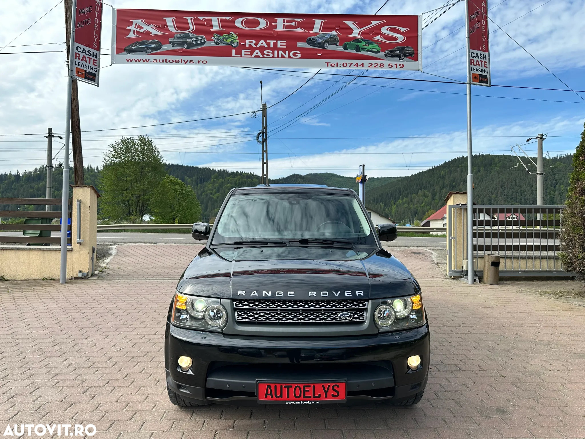 Land Rover Range Rover Sport 3.0 TDV6 HSE Aut - 2