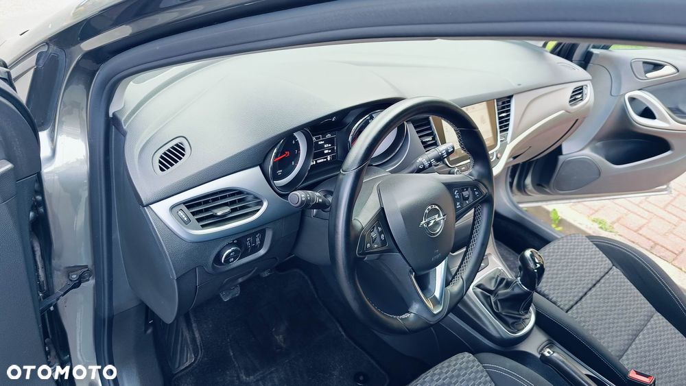 Opel Astra 1.4 Turbo Dynamic - 21