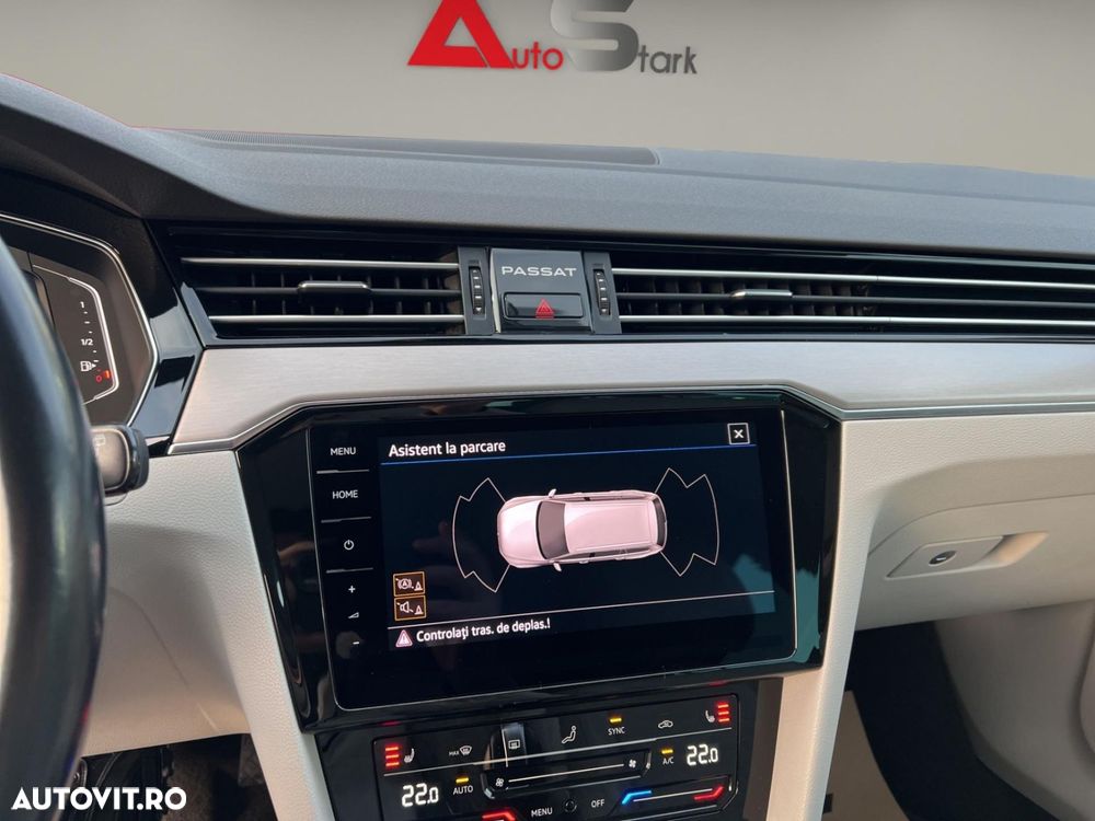 Volkswagen Passat 2.0 TDI SCR DSG Elegance - 31