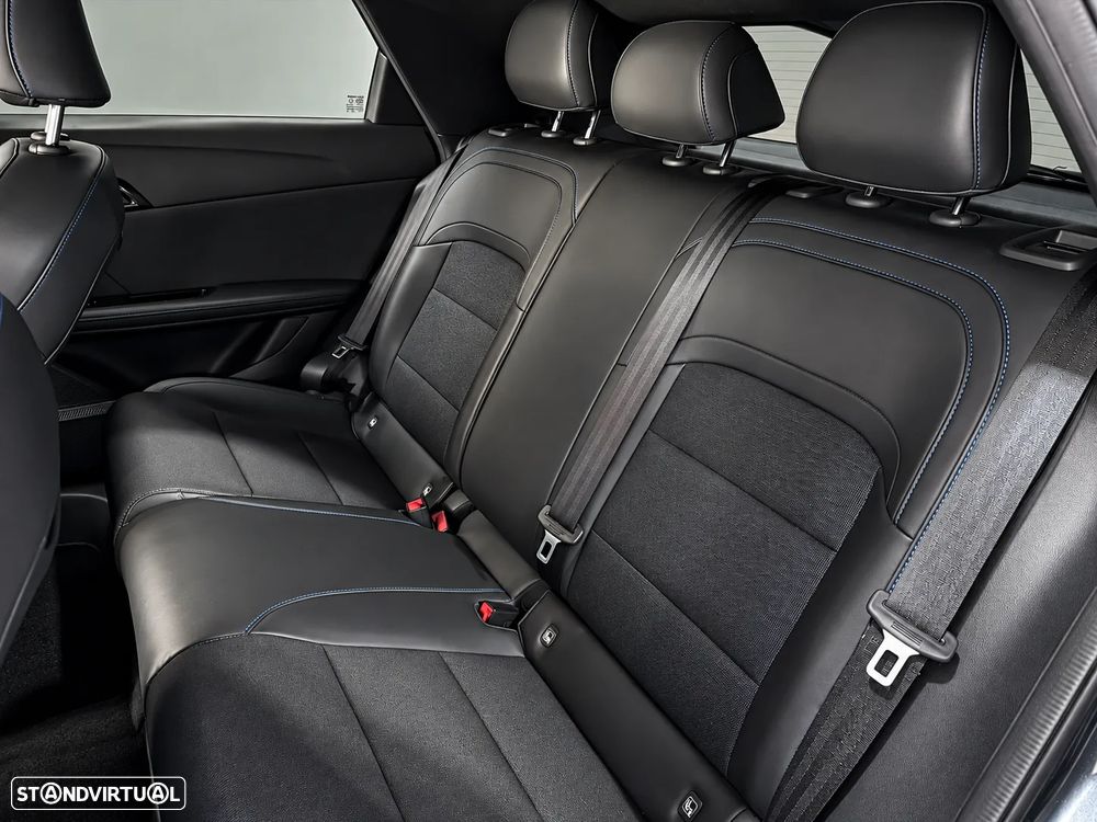 MG MG4 64 kWh Luxury - 45