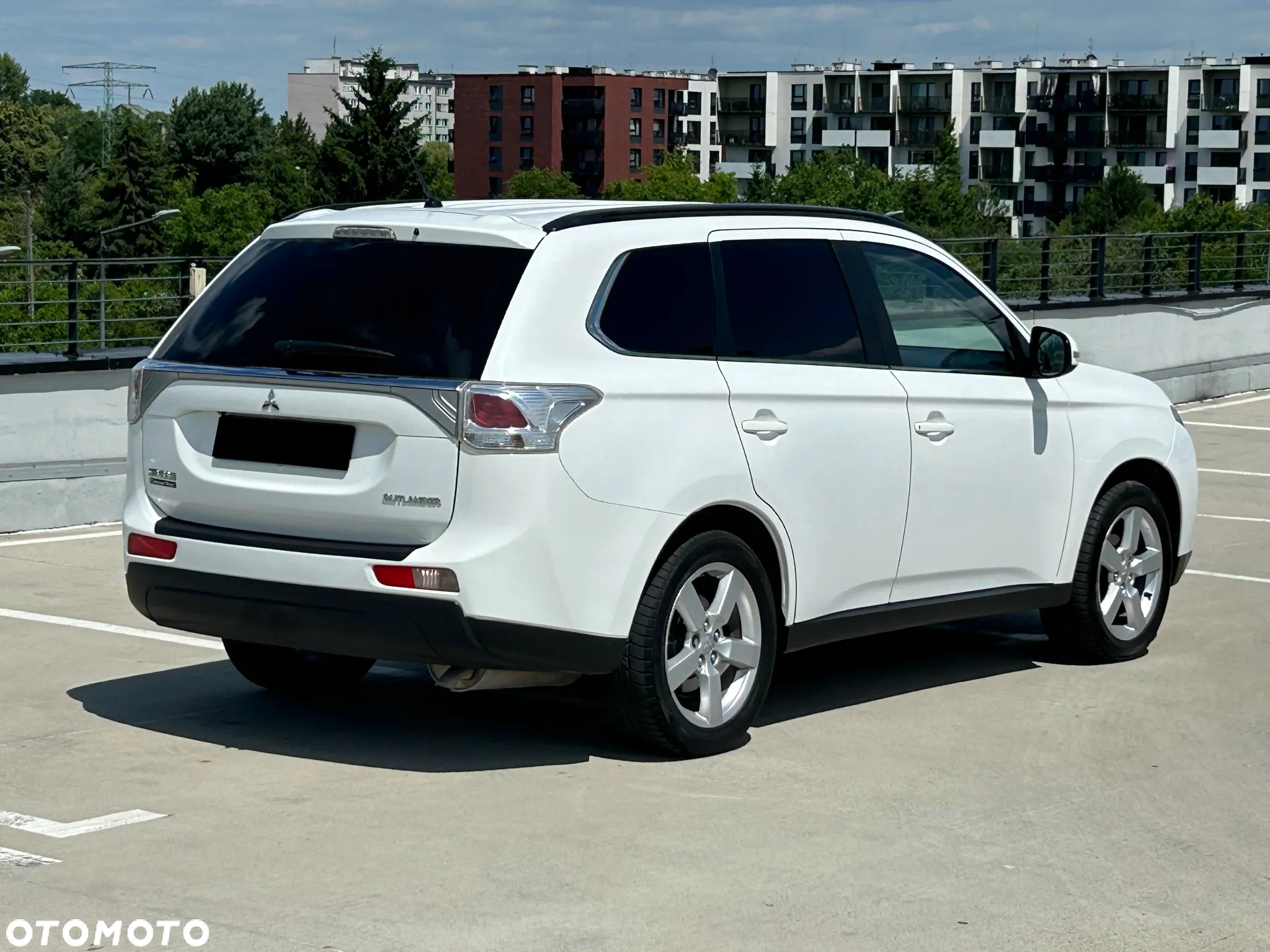 Mitsubishi Outlander 2.2 DI-D 4WD Intense - 6