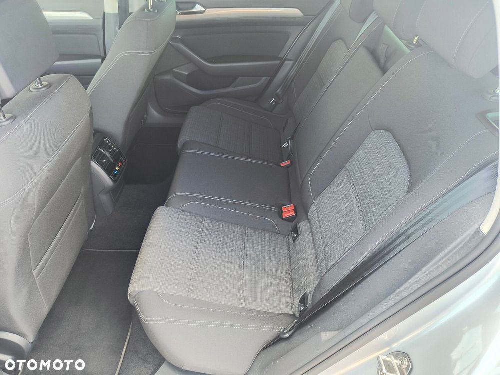 Volkswagen Passat 2.0 TDI EVO Business DSG - 15