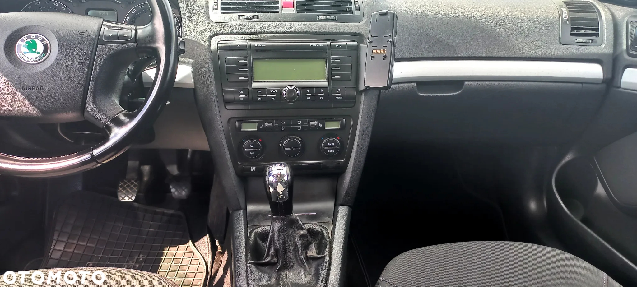 Skoda Octavia 1.6 Ambiente - 7