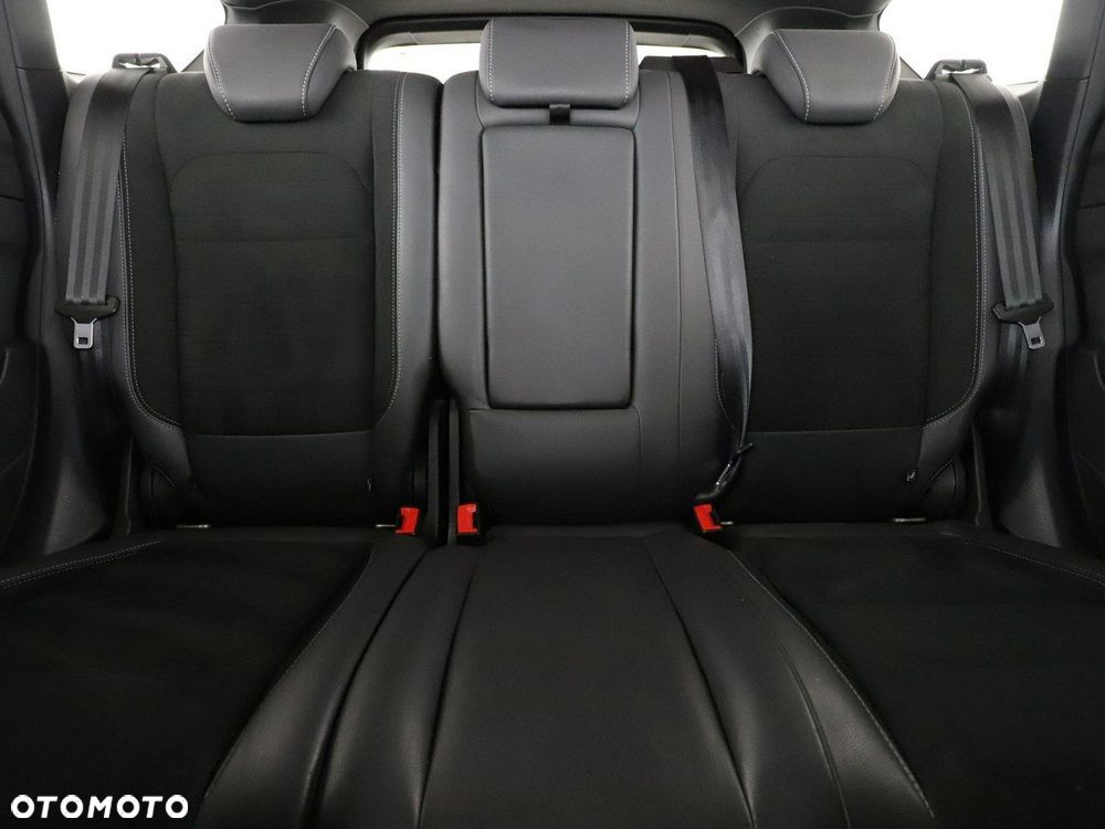 Ford Kuga 2.0 TDCi 2x4 ST-Line - 18