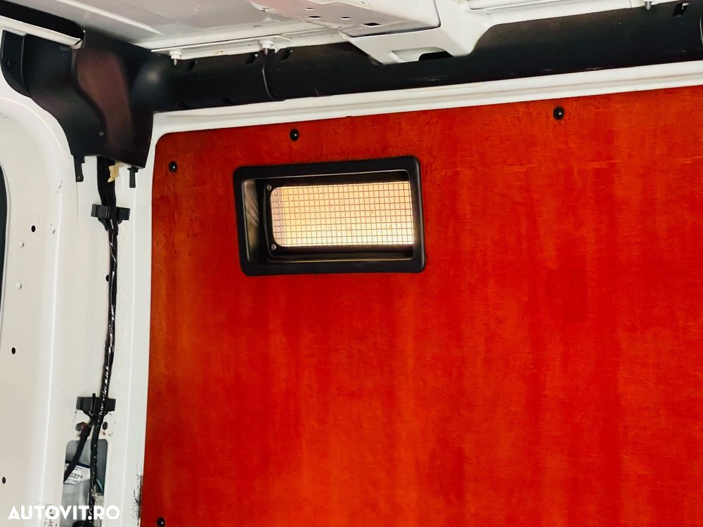 RENAULT Trafic 2019 — imagine 33