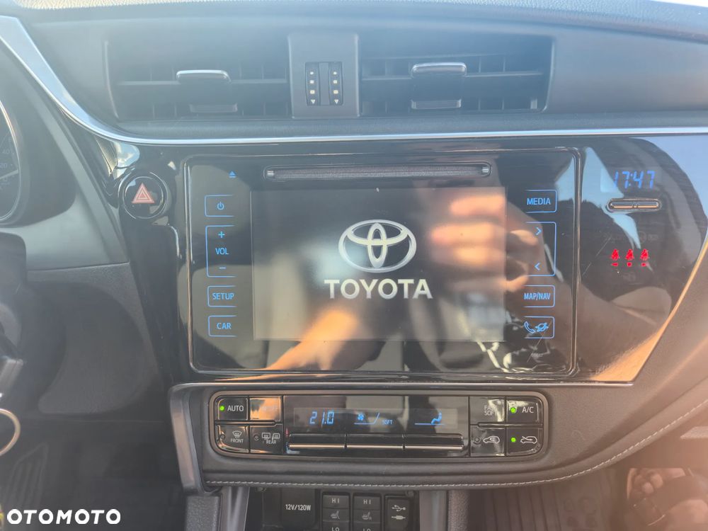 Toyota Auris 1.6 Active - 16