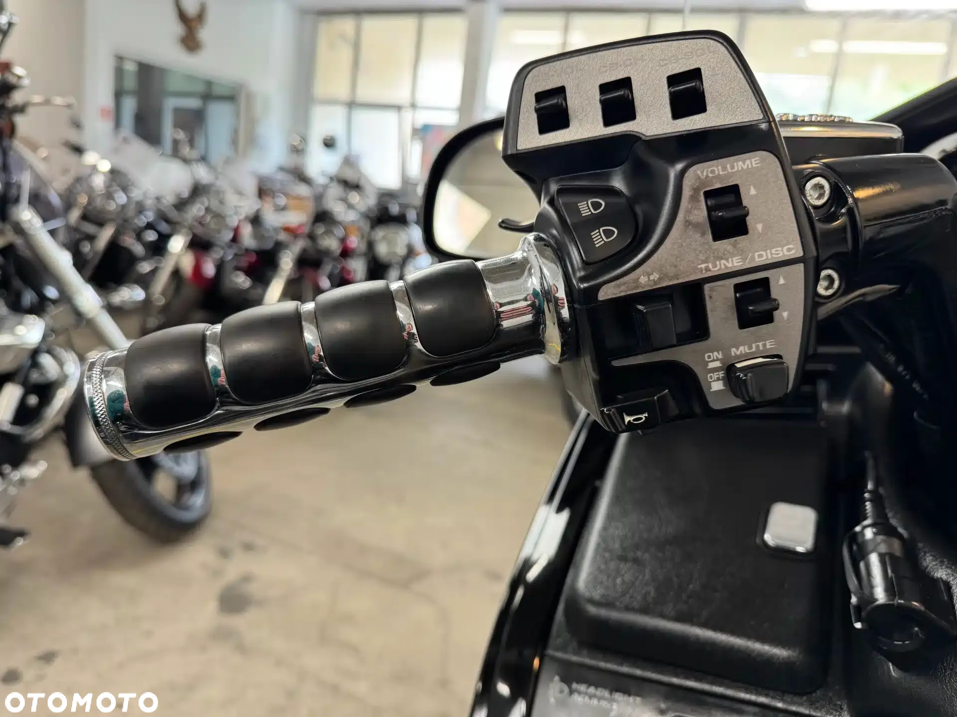 Honda GL - 32