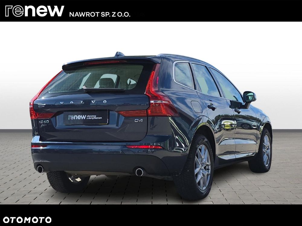 Volvo XC 60 D4 Momentum Pro - 5