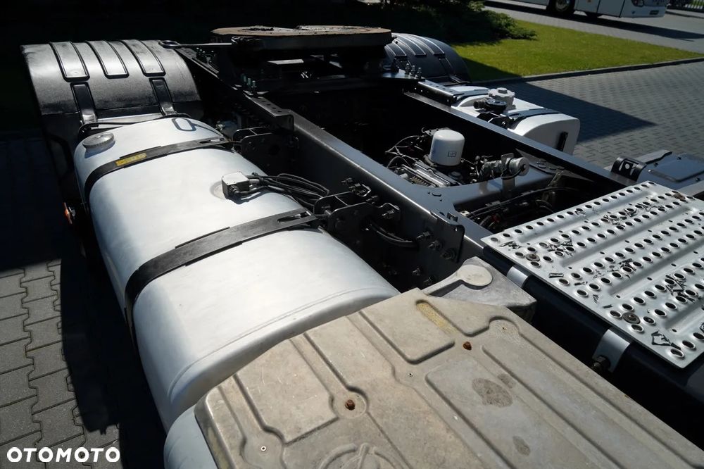 Volvo FH 500 / NISKA KABINA / HYDRAULIKA / WYSOKO ZAWIESZONY / - 18