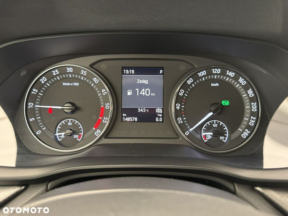 Skoda Octavia - 16