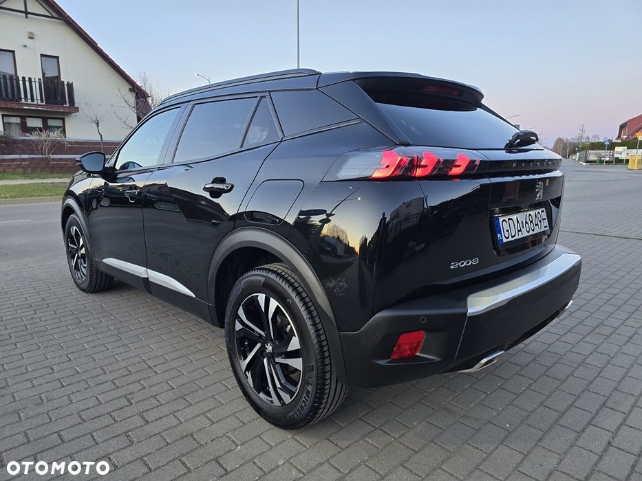 Peugeot 2008 - 3