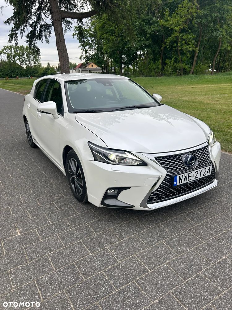 Lexus CT - 5