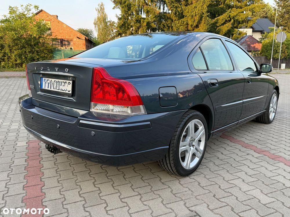 Volvo S60 D5 Momentum - 6