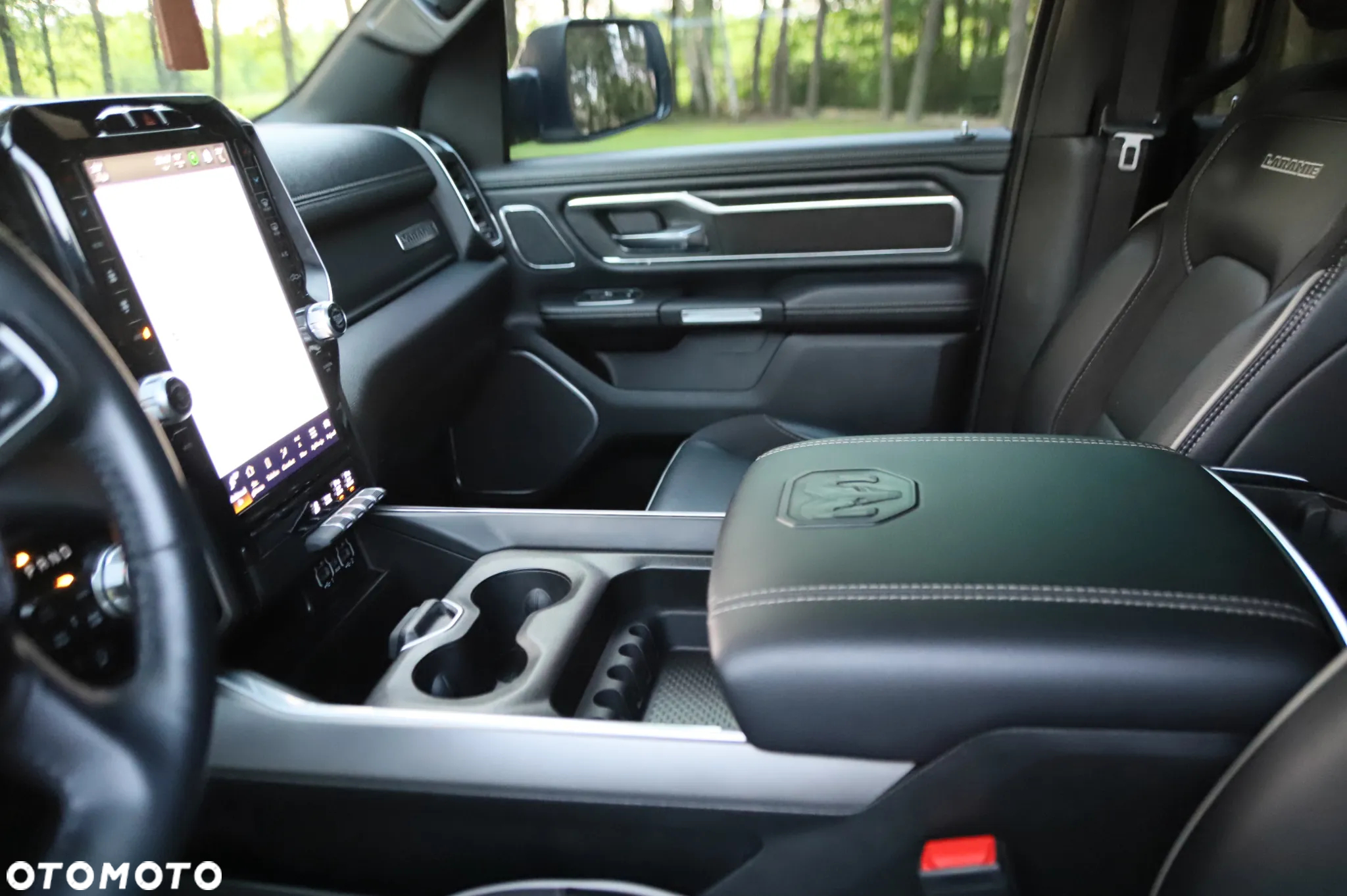 RAM 1500 Crew Cab Laramie - 6