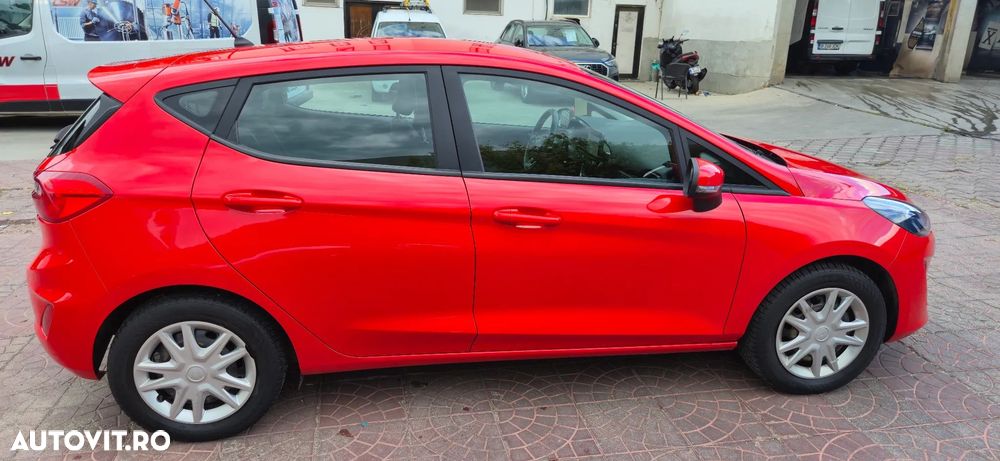 Ford Fiesta - 12