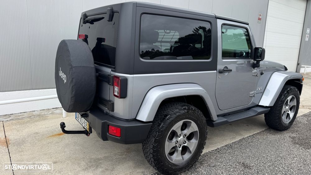 Jeep Wrangler - 5