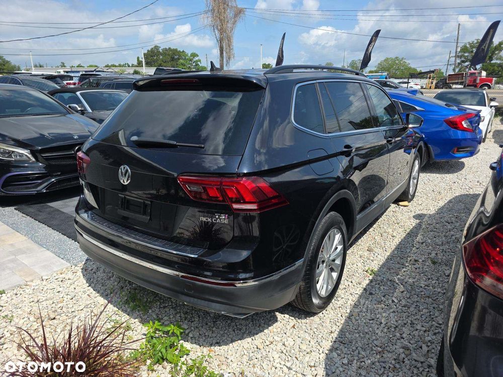 Volkswagen Tiguan - 3