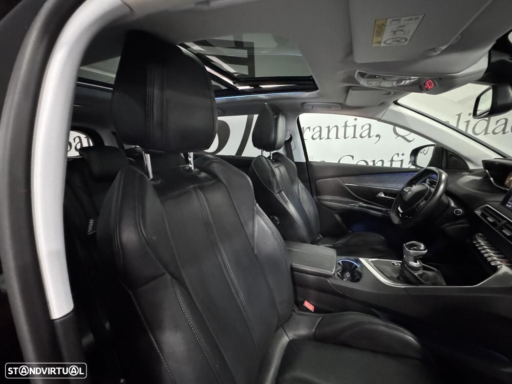 Peugeot 5008 1.6 HDi Allure J18 - 37