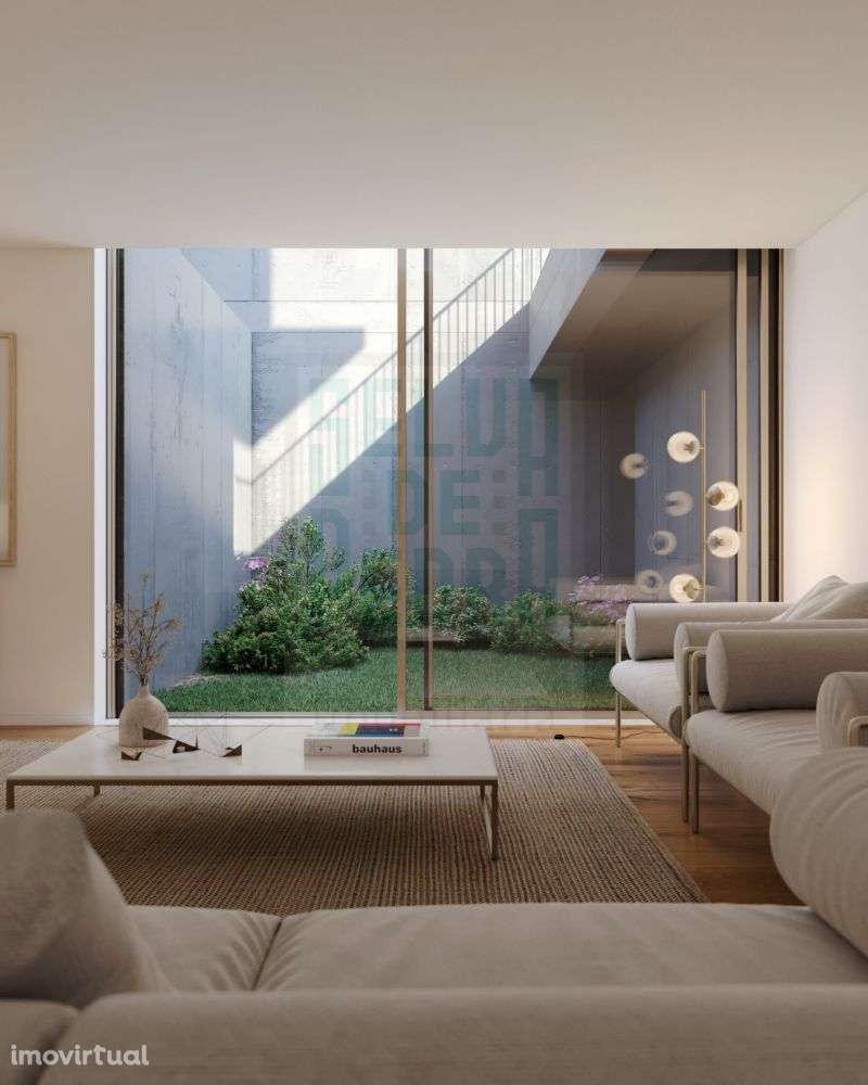 Moradia V3 C/ jardim e garagem - Grande imagem: 3/8