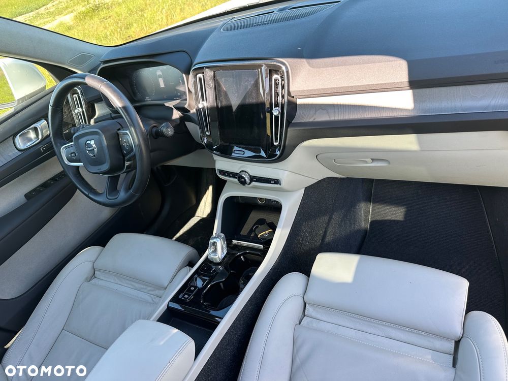 Volvo XC 40 T4 Recharge DKG RDesign Expression - 22