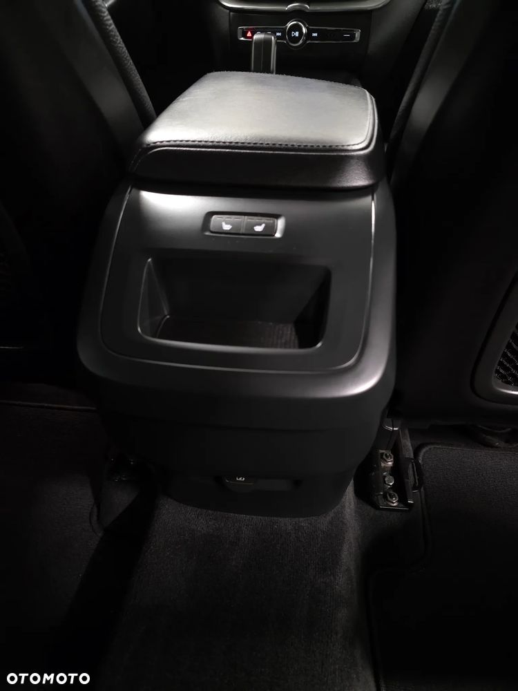 Volvo XC 60 B4 D Inscription - 22