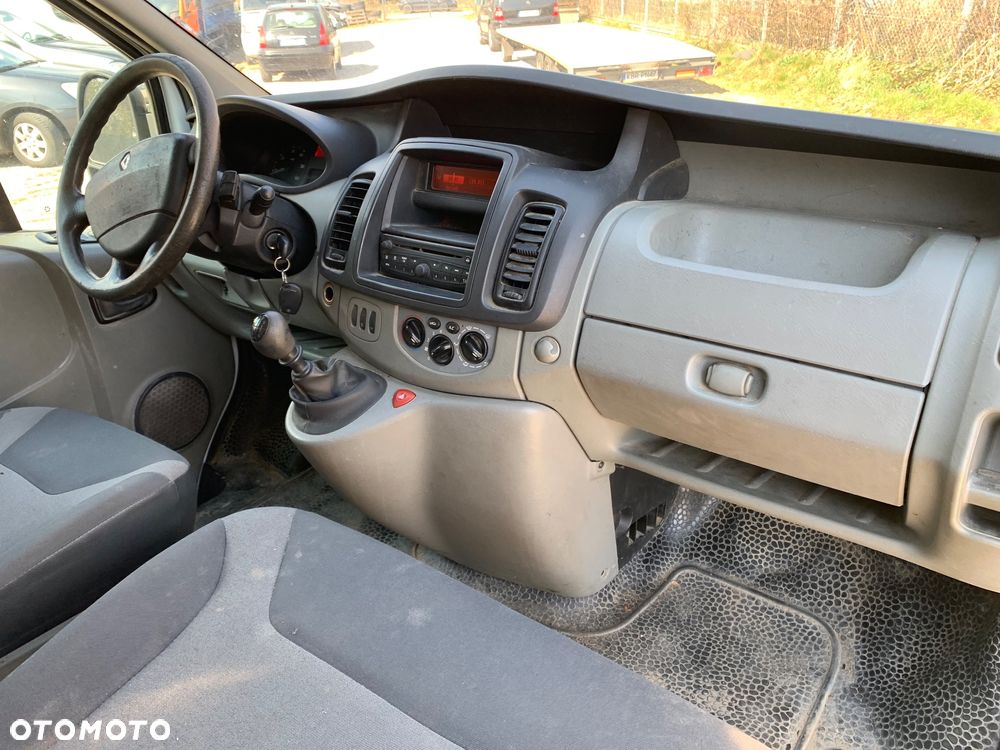 Renault Trafic - 14