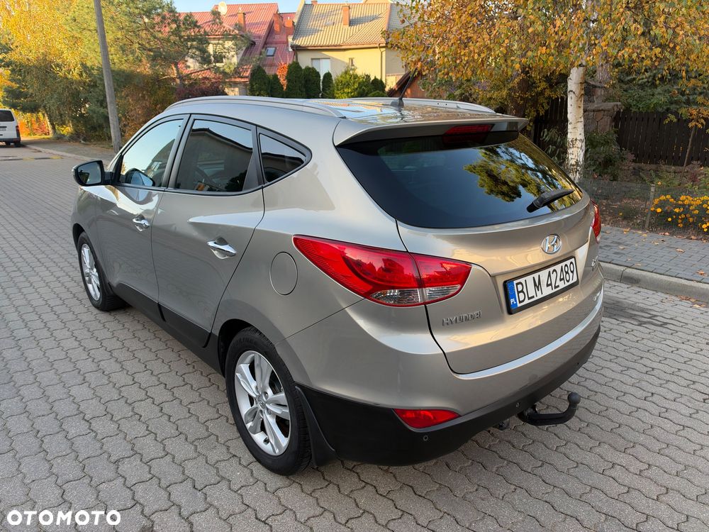 Hyundai ix35 2.0 CRDi 4WD Premium - 4