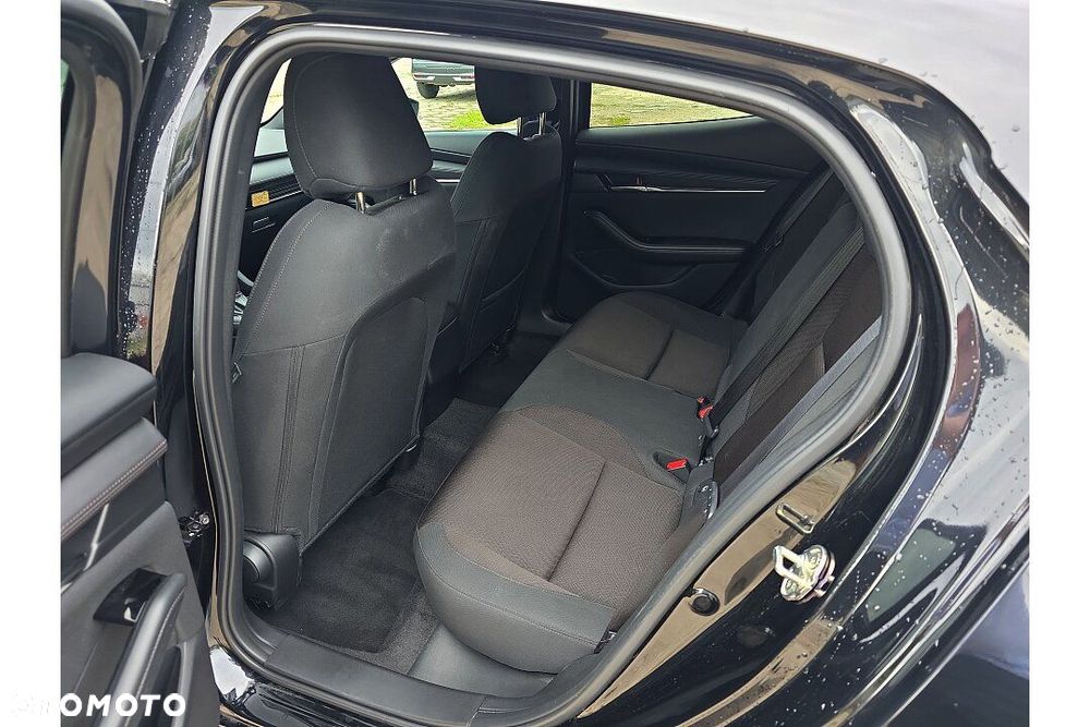 Mazda 3 - 6