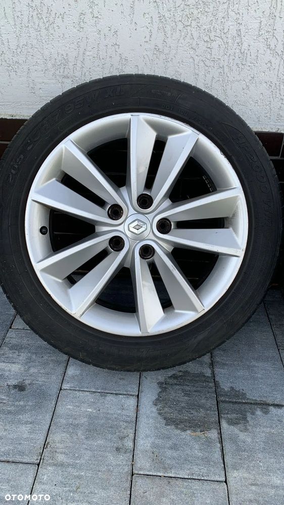 Renault Grand Scenic - 17