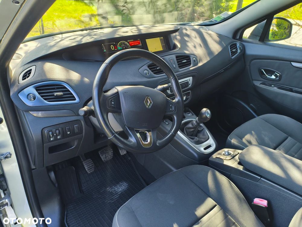 Renault Scenic dCi 110 LIMITED - 3