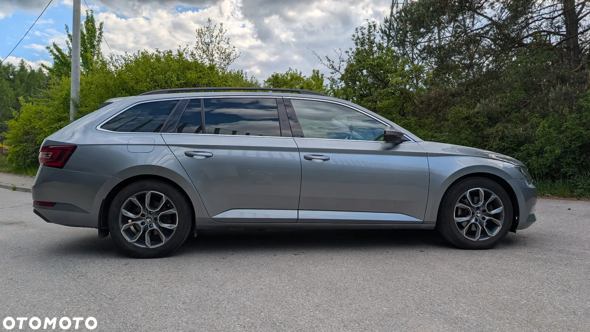 Skoda Superb 1.6 TDI DSG Ambition - 10
