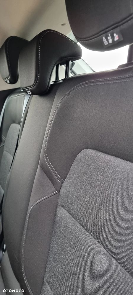 Renault Clio BLUE dCi 100 INTENS - 25