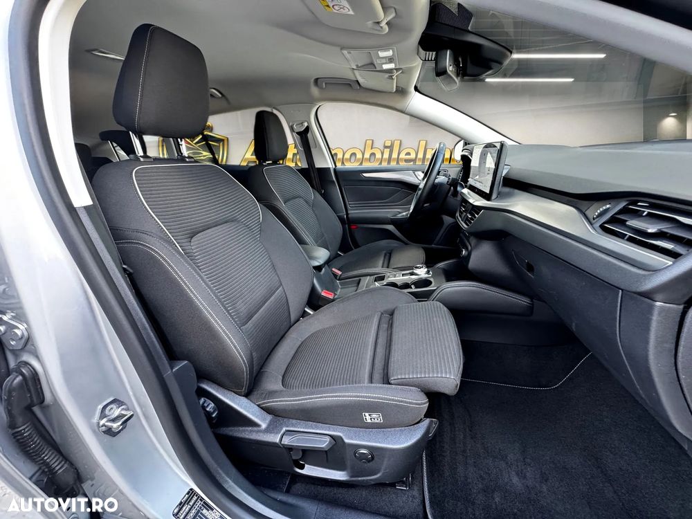 Ford Focus 1.5 EcoBlue 8AT Titanium X - 9