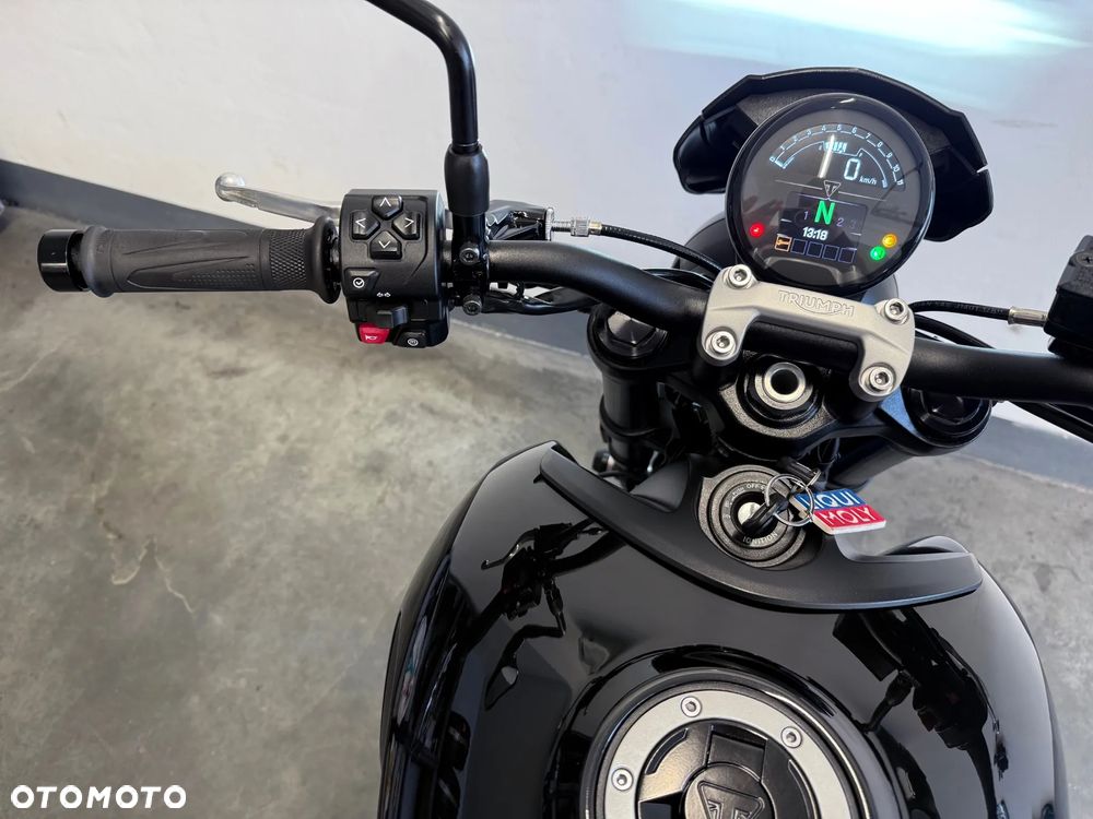 Triumph Trident - 37