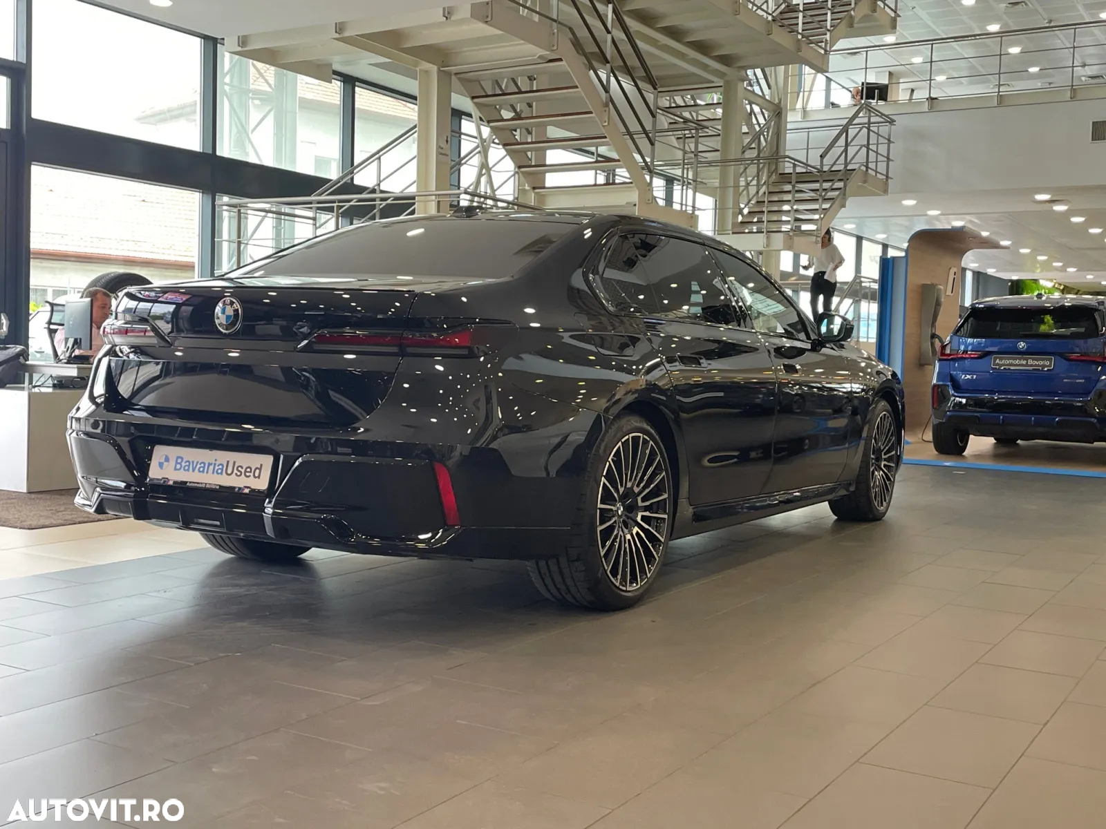 BMW Seria 7 740d xDrive MHEV - 3