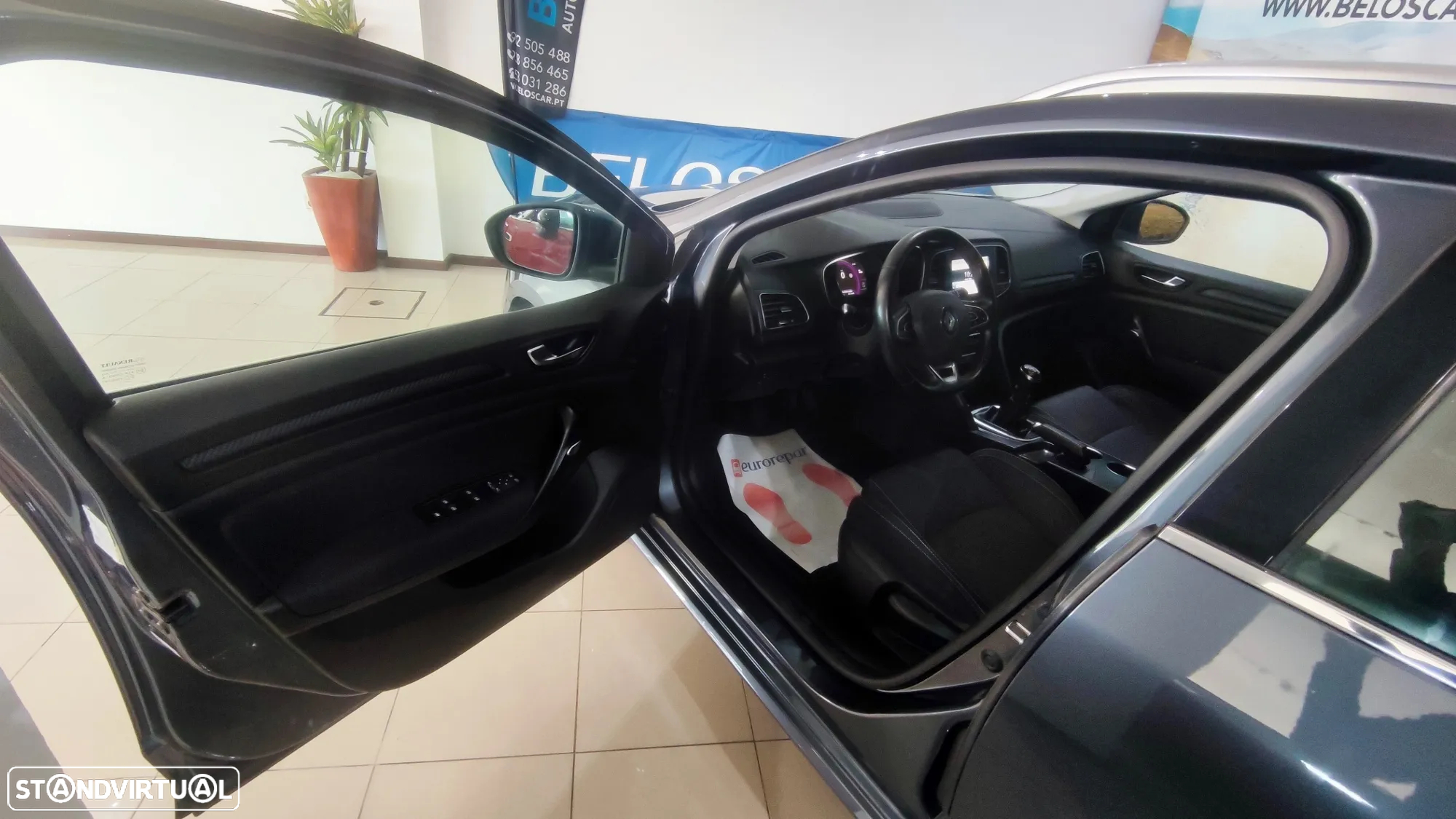 Renault Mégane Sport Tourer 1.5 dCi Zen - 12