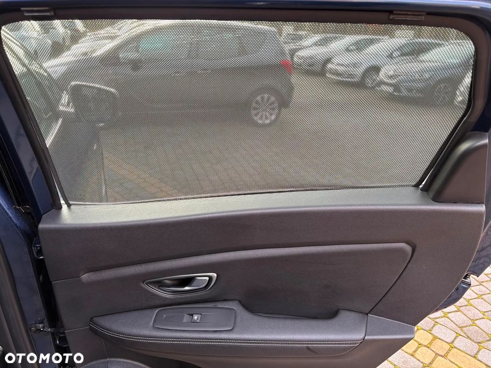 Renault Grand Scenic - 20