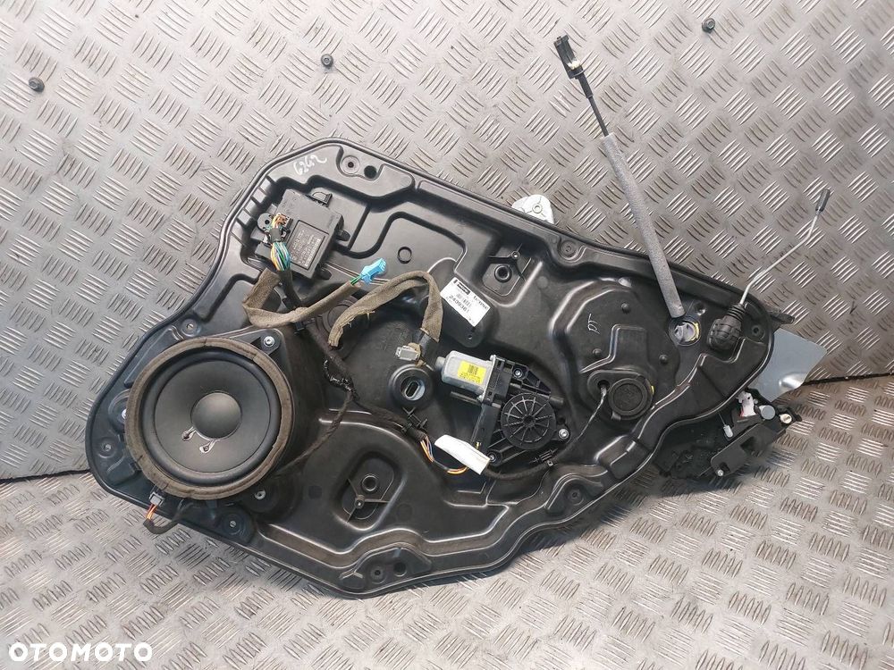MECHANIZM SZYB PRAWY TYŁ KOMPLETNY KLAMKA WIĄZKA VOLVO XC60 I 30753330 - 1
